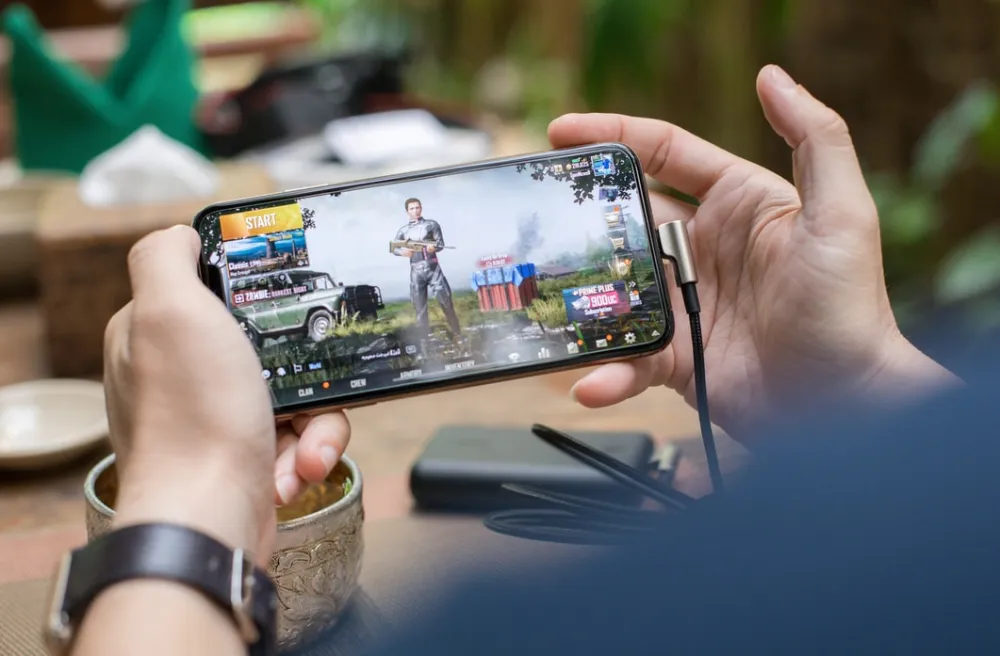 Ce n'est pas seulement leur simplicité qui rend les jeux hyper-casuals si addictifs, c'est aussi de la psychologie. Ce n'est pas seulement leur simplicité qui rend les jeux hyper-casuals si addictifs, c'est aussi de la psychologie.