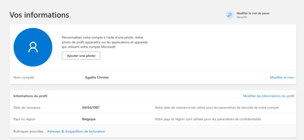 Dans le profil, il faut vérifier l’adresse e-mail, le numéro de téléphone et le nom du compte. Dans le profil, il faut vérifier l’adresse e-mail, le numéro de téléphone et le nom du compte.
