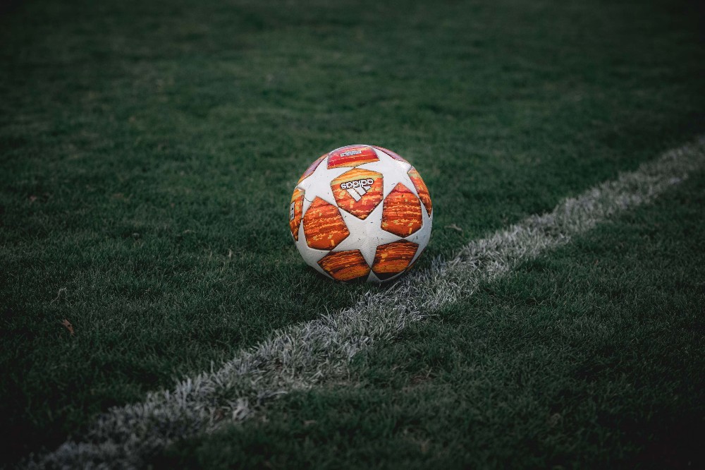 Le football moderne récompense énormément les équipes capables d’exploiter les transitions rapides. Le football moderne récompense énormément les équipes capables d’exploiter les transitions rapides.