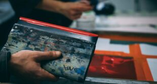 Comment fonctionne la sérigraphie moderne 
