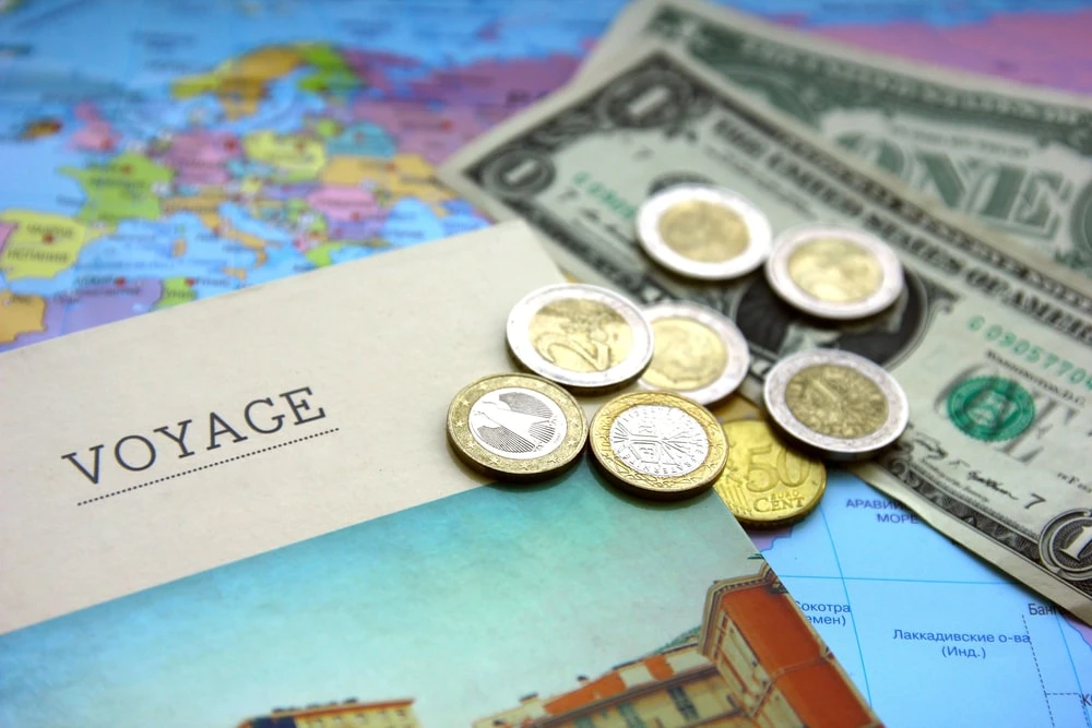 Les règles d'or de la sécurité financière en voyage Les règles d'or de la sécurité financière en voyage